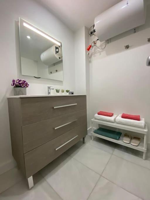 Ferienwohnung Executive Style Near Downtwon Valencia Exterior foto
